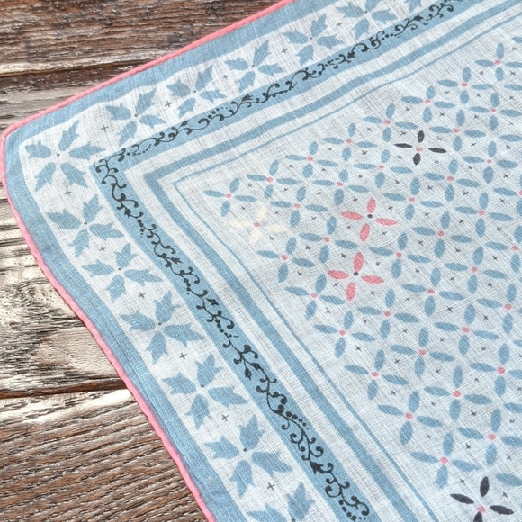 Vintage Mid-Century MCM Hankie by Faith Austin - Picture 4 of 7